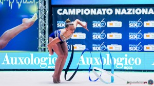 final6 t1 milanese forza e coraggio rondelli alessandra   nastro sfe09658a copia simone ferraro ph copia